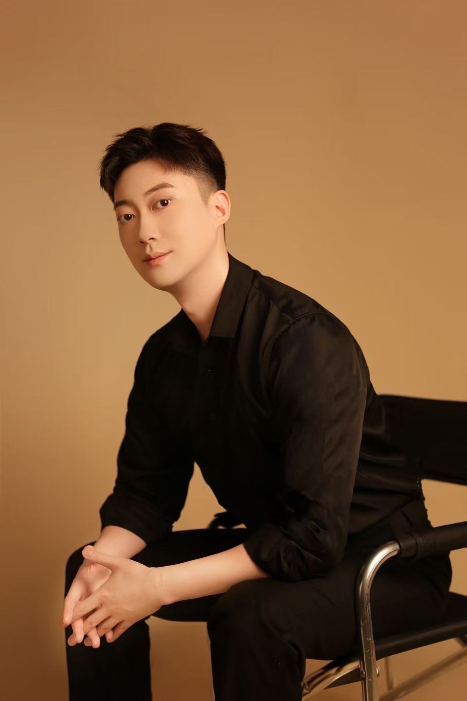 音乐学院教师——管浩文