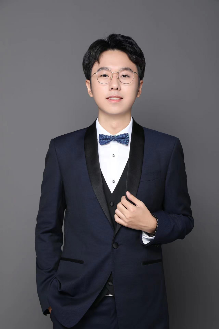 音乐学院教师——薛昊明