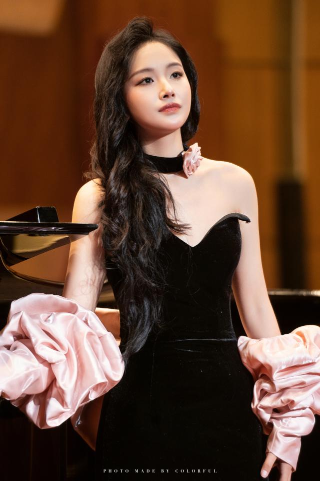 音乐学院教师——张秋絮