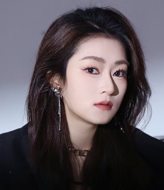 音乐学院教师—— 周庆奕